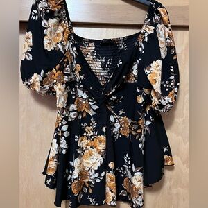 1x SHEIN curve floral fit and flare top